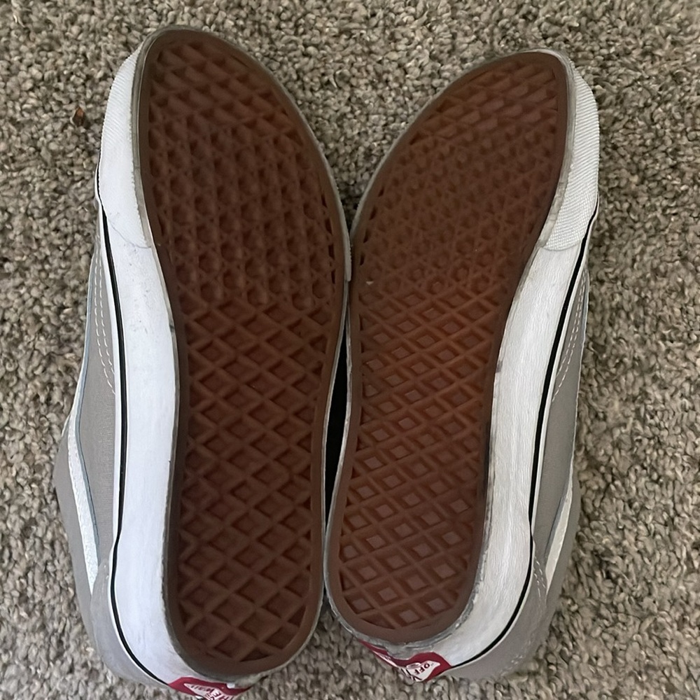 Vans - Picture 5 of 6
